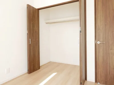 収納力が高まる洋室空間へ